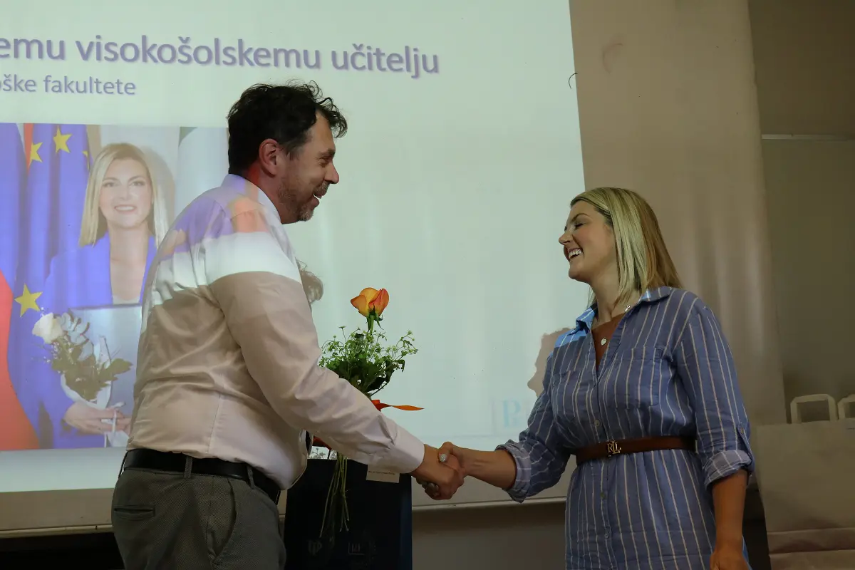 prof._dr._Toma___Gru__ovnik_in_doc._dr._Katja_Vrhunc_Pfeifer.JPG