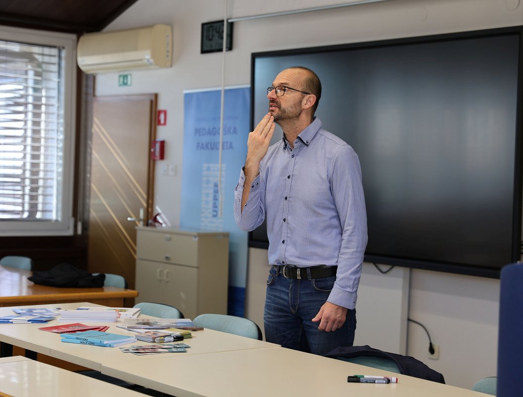 Slike dimenzije za Primorske novice (2) (1) Slike_dimenzije_za_Primorske_novice__2___1_.jpg